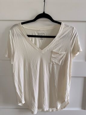 Posh Peanut Women’s V Neck